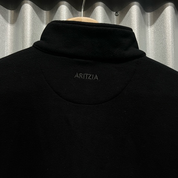 Aritzia Sweatfleece Cozy Fleece 1/4 Zip - Picture 7 of 7